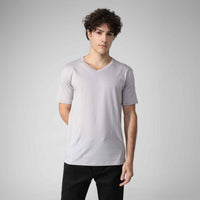 Camiseta Algodão Premium Gola V Masculina | Everyday Collection - Cinza Claro