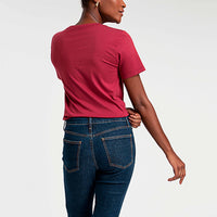 Camiseta Algodão Premium Gola U Feminina | Everyday Collection - Tinto