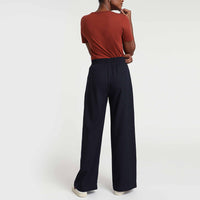 Camiseta Algodão Premium Gola U Feminina | Everyday Collection - Marrom Cacau