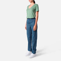 Camiseta Algodão Premium Gola V Feminina | Everyday Collection - Verde Oliva