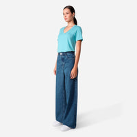 Camiseta Algodão Premium Gola V Feminina | Everyday Collection - Azul Turquesa