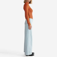 Blusa Canelada Viscose Gola Alta Feminina - Ferrugem