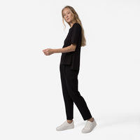 Camiseta Pima Ampla Decote Canoa Feminina - Preto