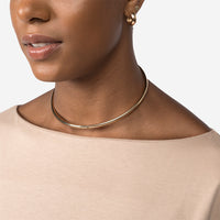 Camiseta Pima Ampla Decote Canoa Feminina - Bege Camel