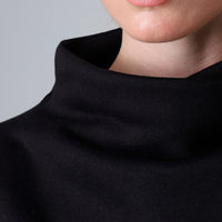 Blusa Moletom Flanelado Gola Transpasse Feminina - Preto