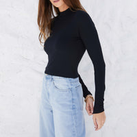 Blusa Canelada Viscose Gola Alta Feminina - Preto