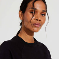 Camiseta Suedine Raglã Unissex - Preto