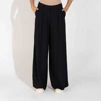 Calça Pantalona Viscose Feminina - Preto