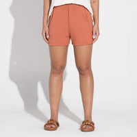 Shorts Dense Viscose Feminino - Ferrugem