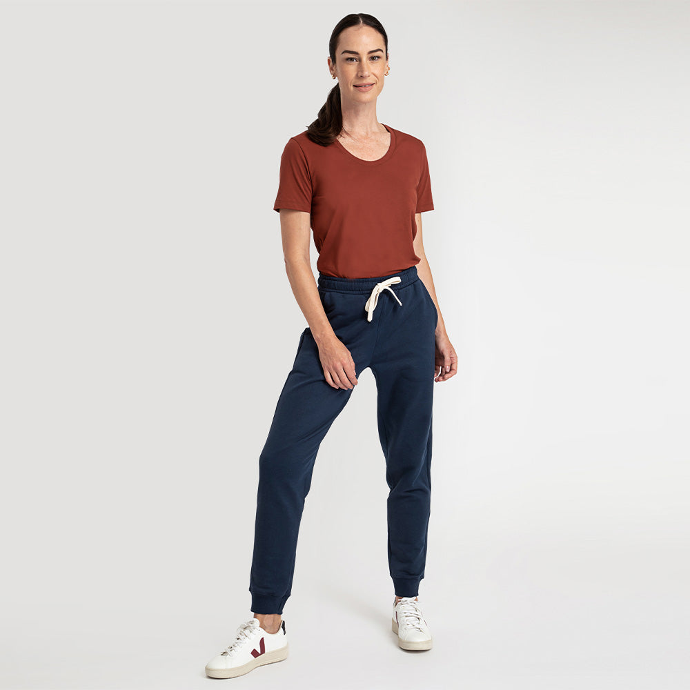 Calça Jogger de Moletom Feminina Azul Marinho –1