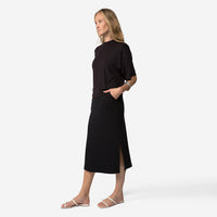 Camiseta Boxy Feminina | Travel T-Shirt Modal - Preto