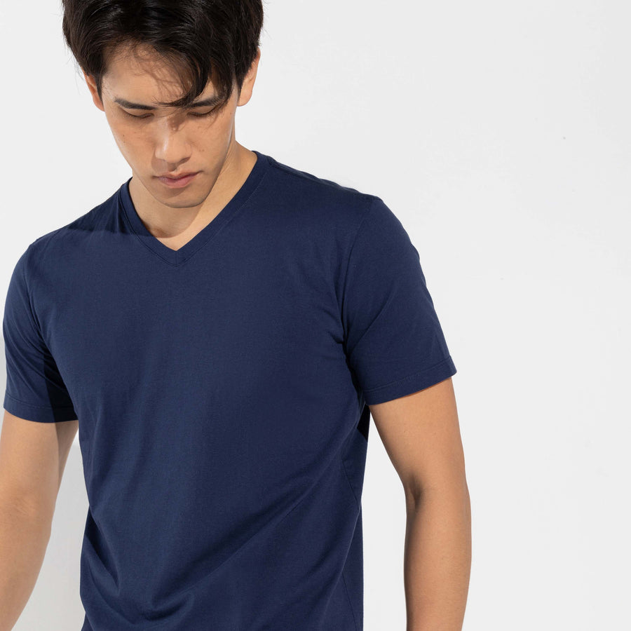 Camiseta Algodão Premium Gola V Masculina | Everyday Collection - Azul Marinho