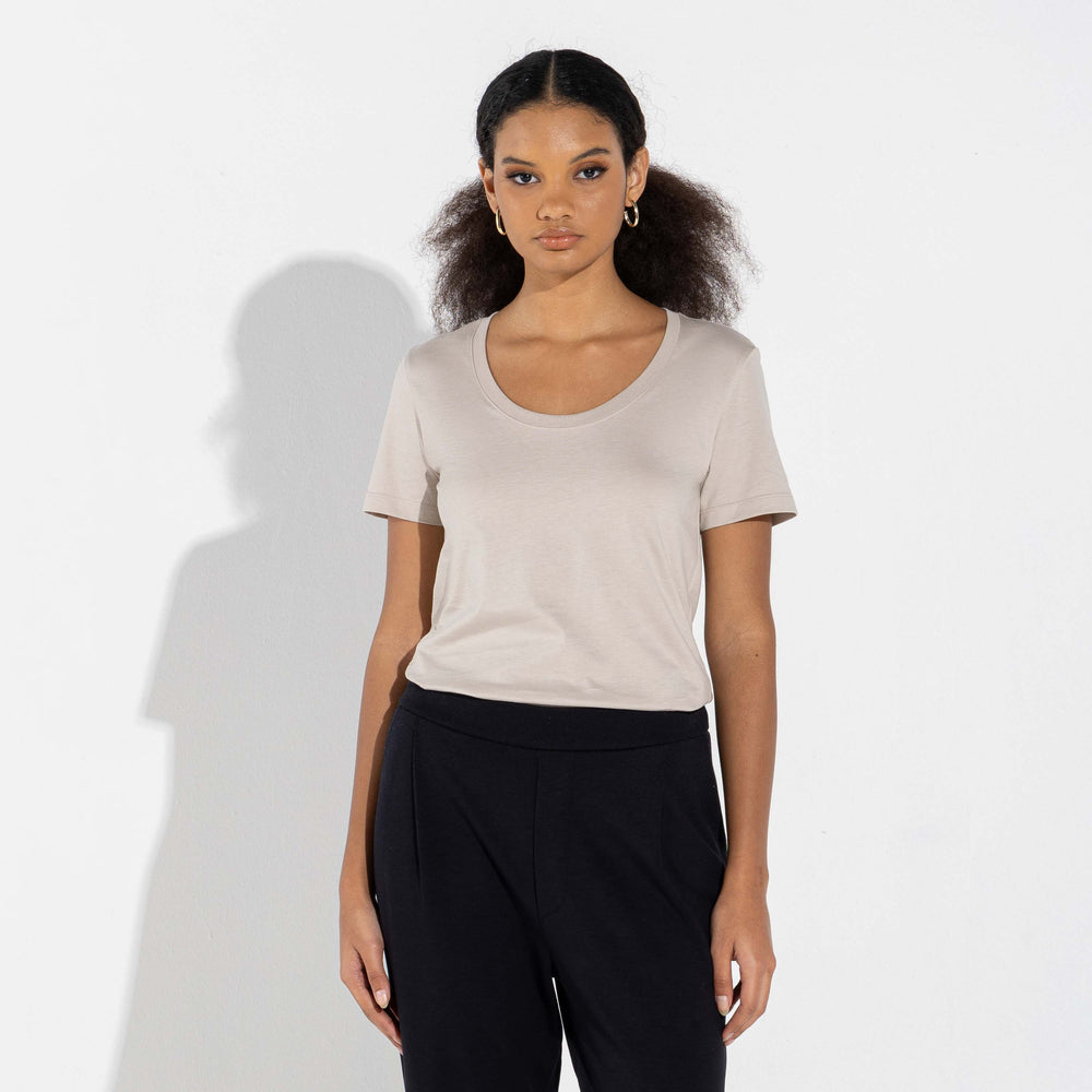 Camiseta Pima Gola U Feminina | Life Collection - Bege Aveia