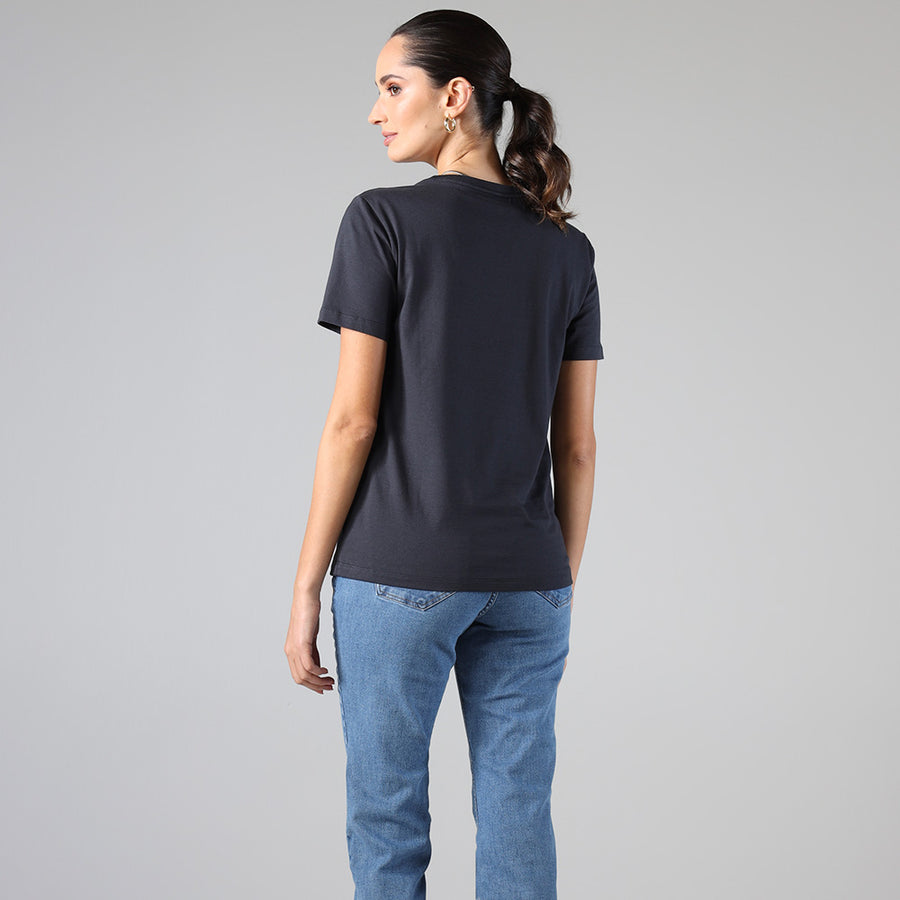 Camiseta Premium Gola U Feminina | Everyday T-Shirt - Grafite