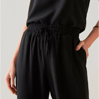 Calça Pantalona Clássica Matte - Preto