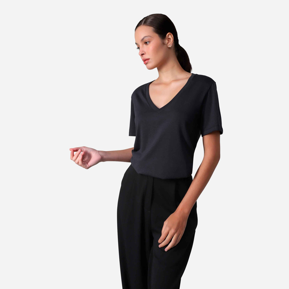Camiseta Algodão Premium Gola V Feminina | Everyday Collection - Cinza Escuro