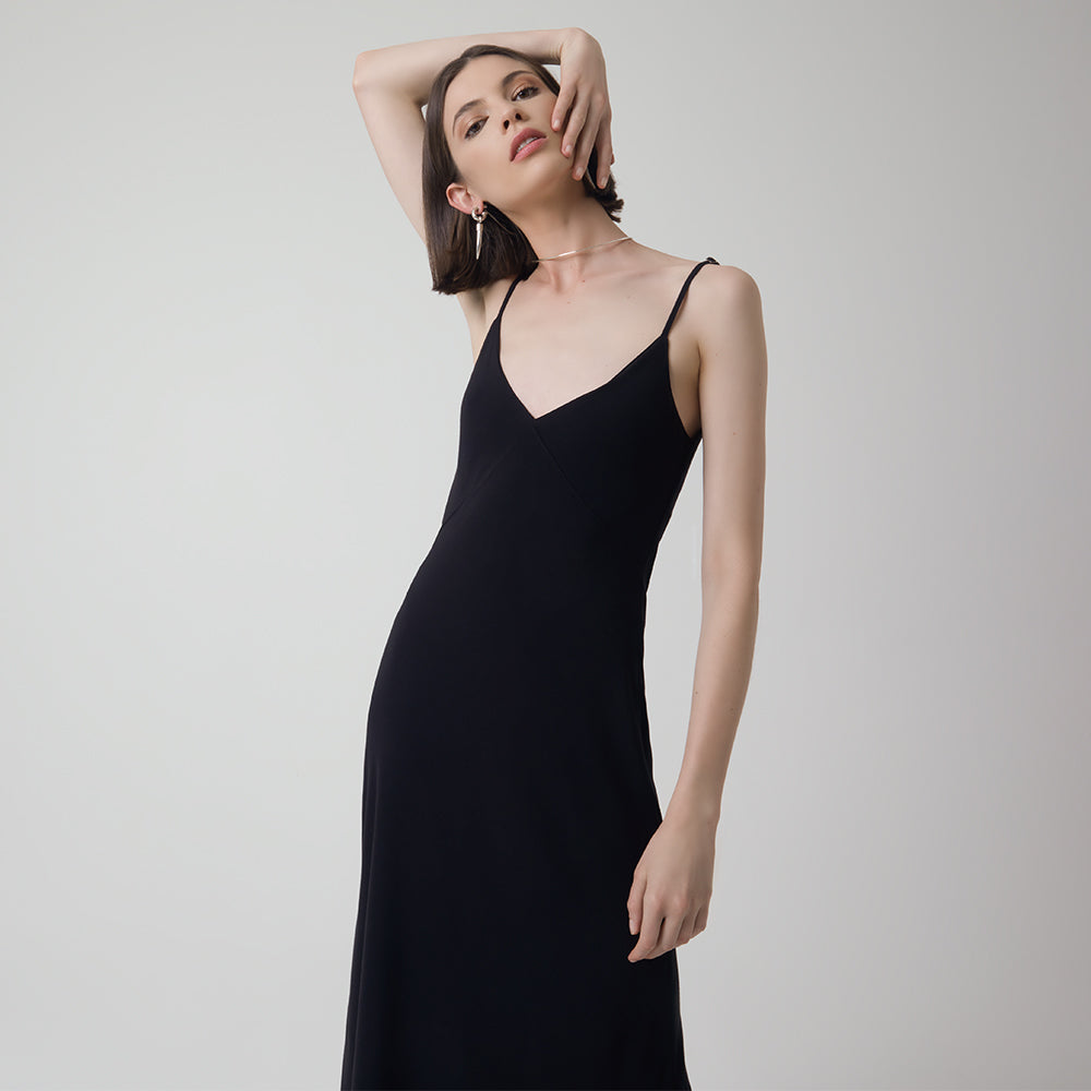 Vestido Slip Recortes - Preto