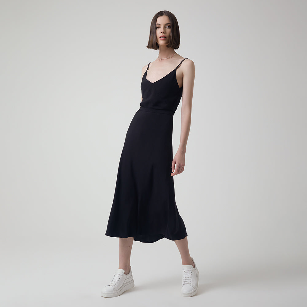 Saia Midi Evasê - Preto