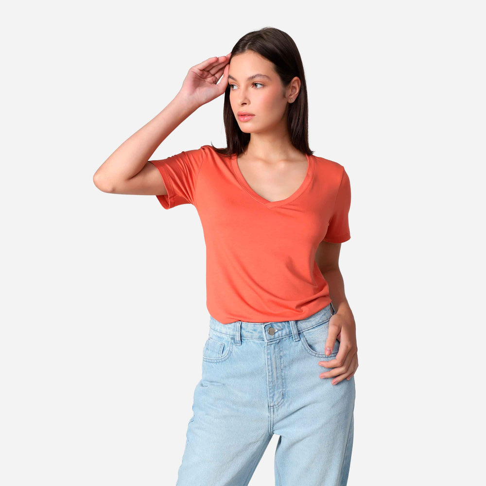 Camiseta Algodão Premium Gola V Feminina | Everyday Collection - Laranja Telha