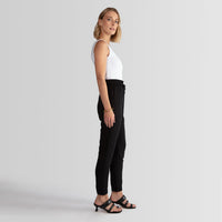 Calça Jogger Viscose com Amarração - Preto