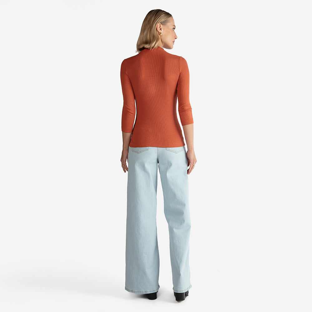 Blusa Canelada Viscose Manga 3/4 Feminina - Ferrugem