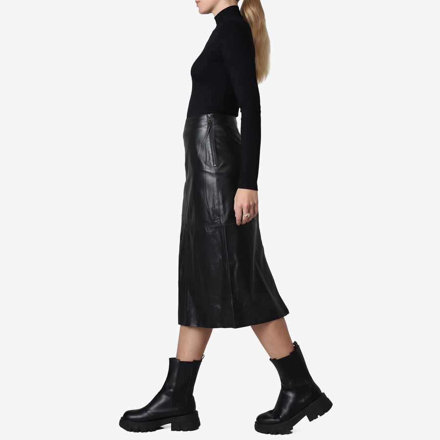 Saia Couro Midi - Preto