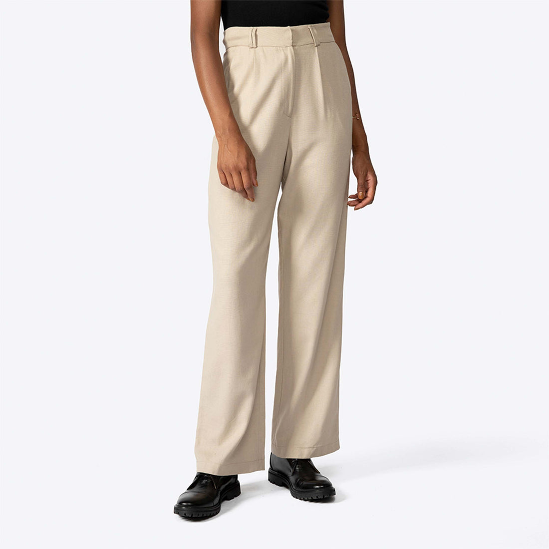 Calça Reta Linho com Viscose Feminina - Bege