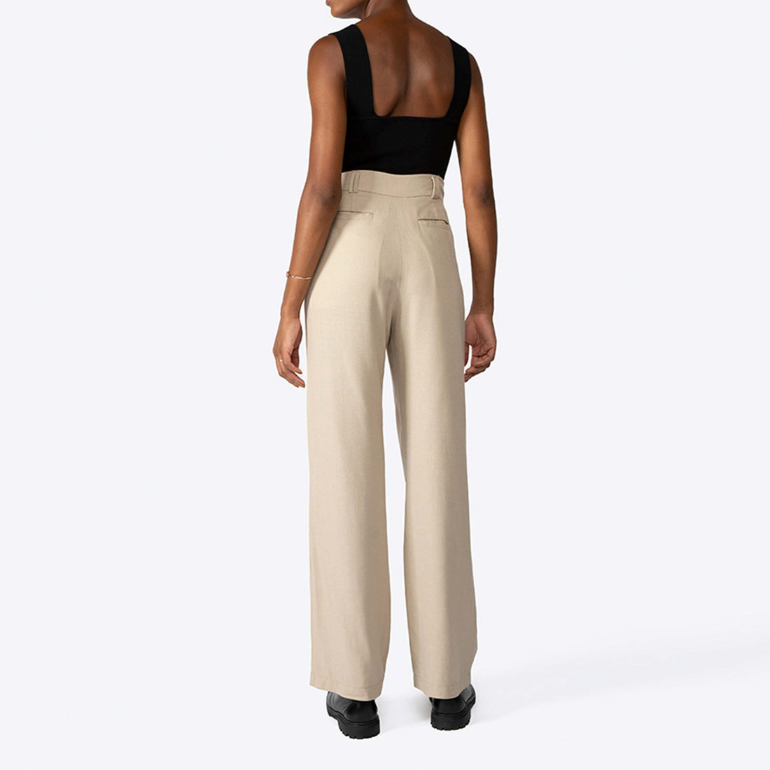 Calça Reta Linho com Viscose Feminina - Bege