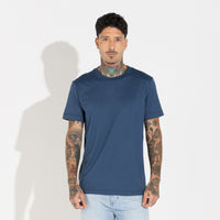 Camiseta Pima Punho Masculina | Life Collection - Azul Carbono
