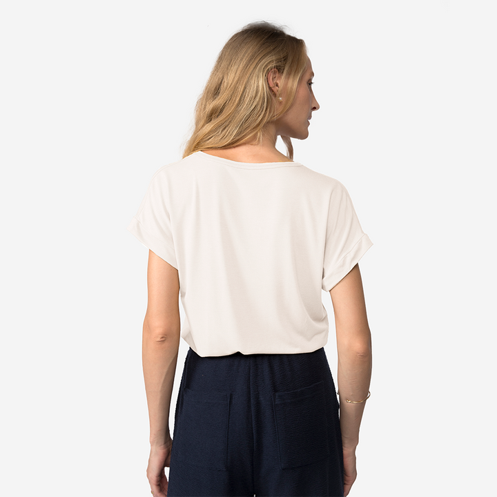 Camiseta Viscose Decote V Feminina - Off White