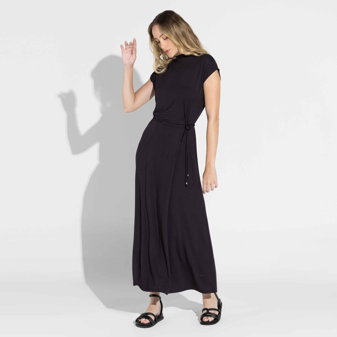 Vestido Midi Modal Cintura Regulável | Travel Collection - Preto