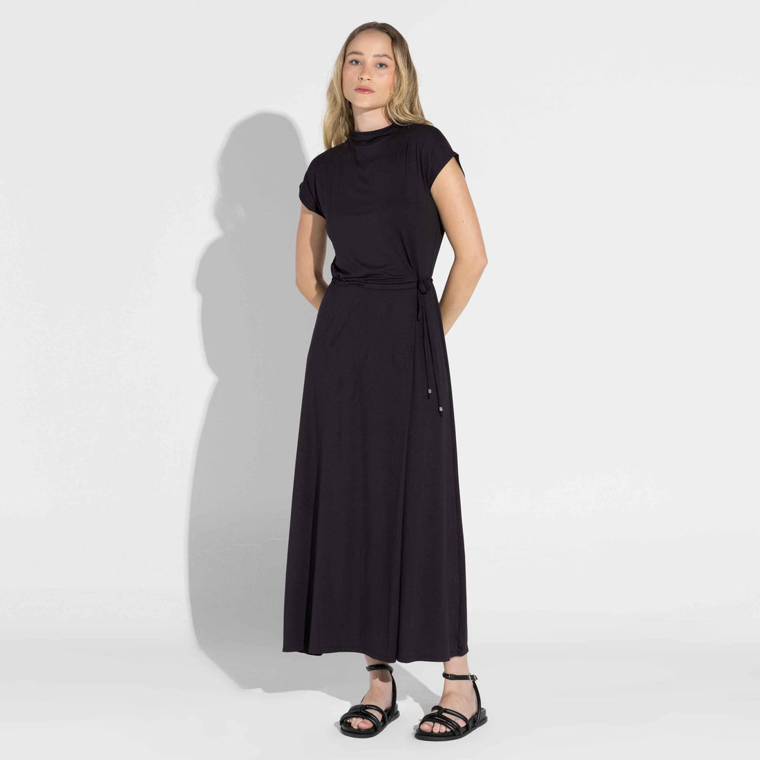 Vestido Midi Modal Cintura Regulável | Travel Collection - Preto
