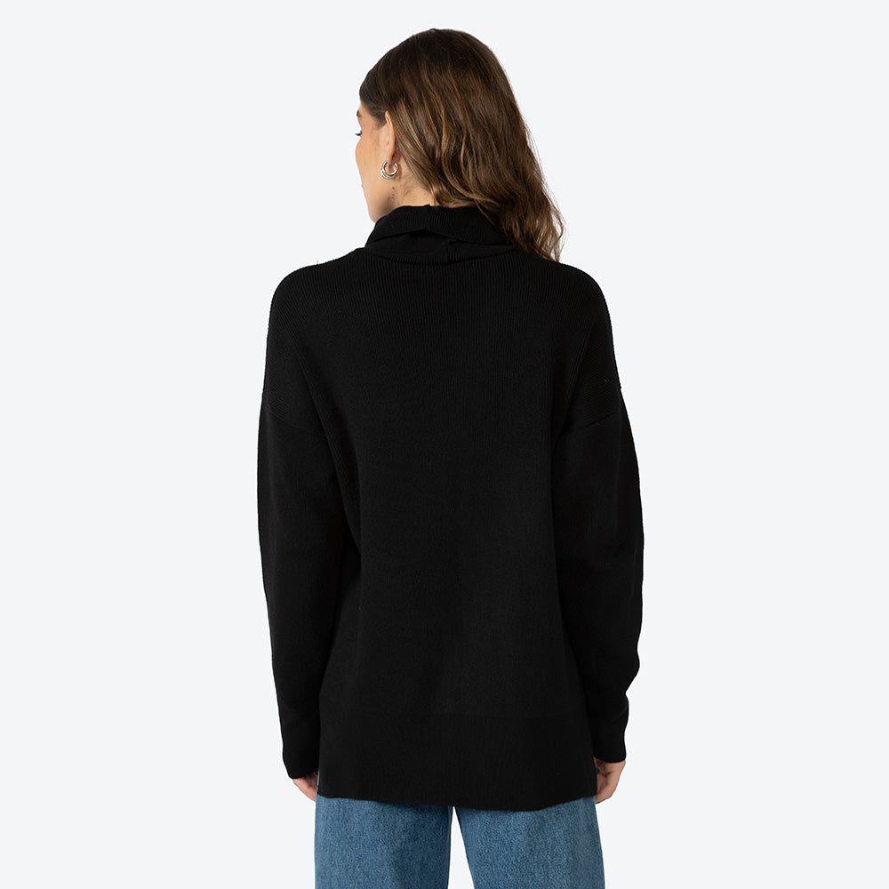 Suéter Gola Rolê Tricot Viscose Amplo Feminino - Preto
