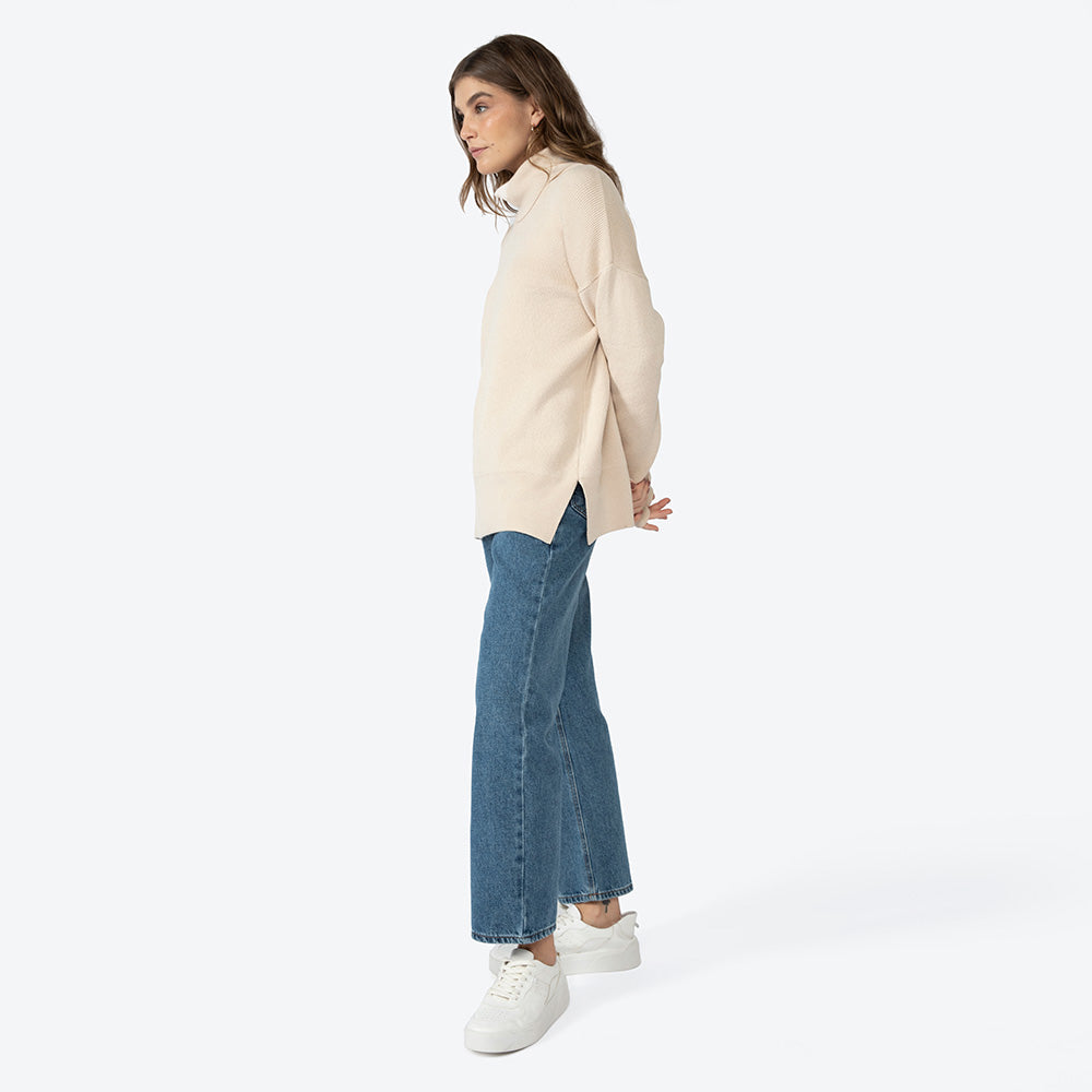 Suéter Gola Rolê Tricot Viscose Amplo Feminino - Bege