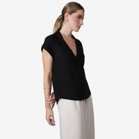 Camisa Manga Curta Feminina - Preto