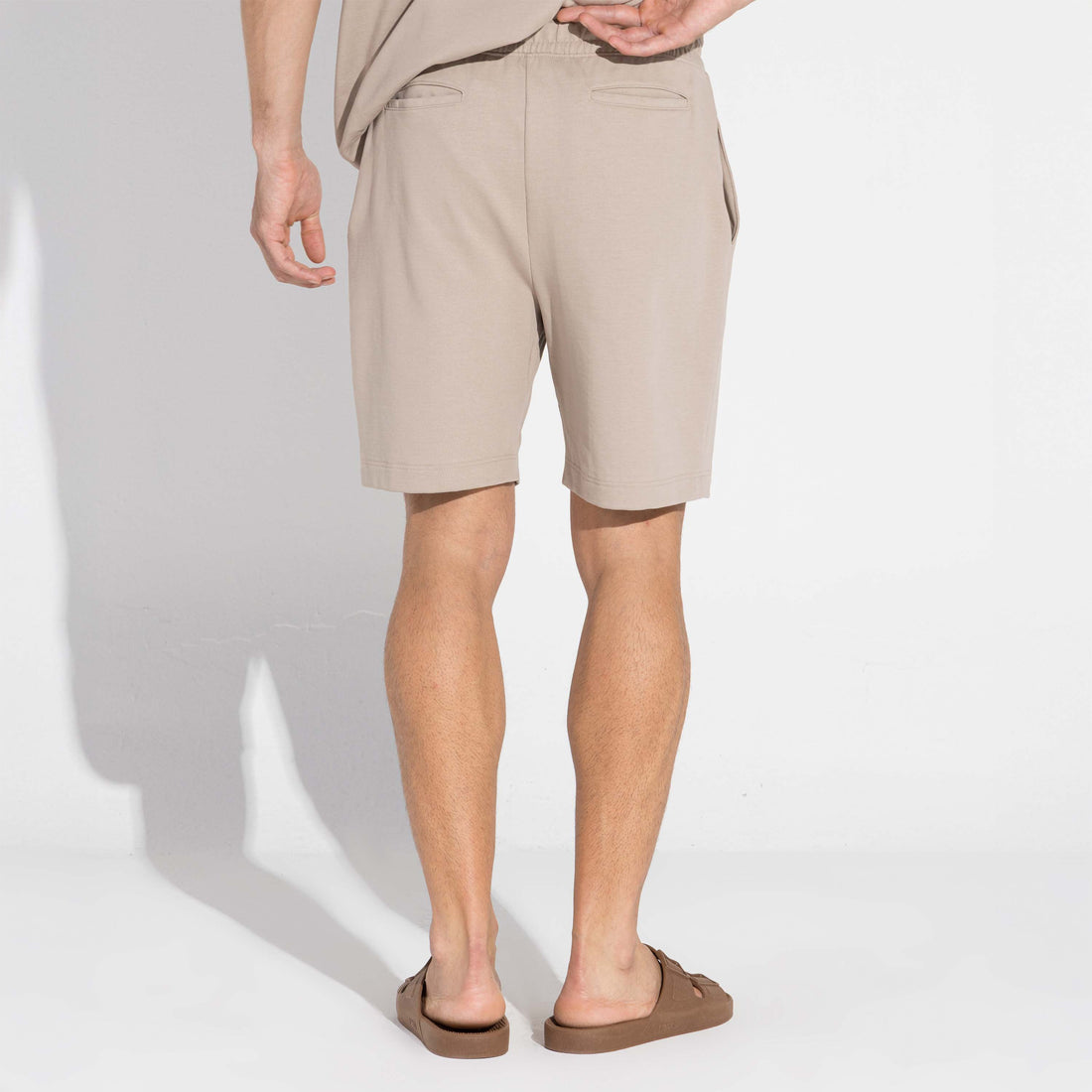 Bermuda Moletom Leve Masculina - Bege Taupe