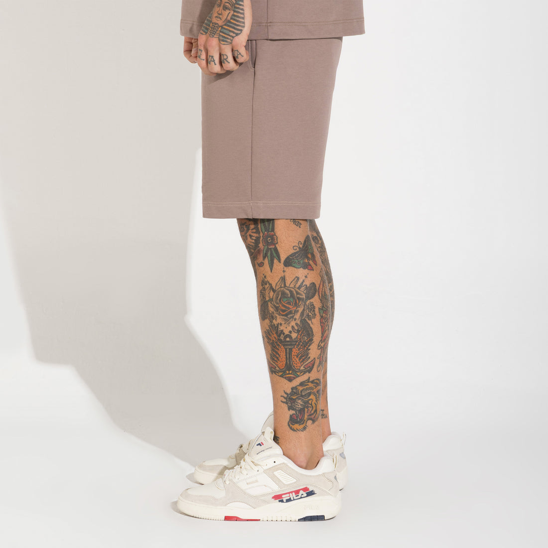 Bermuda Moletom Leve Masculina - Bege Mascavo