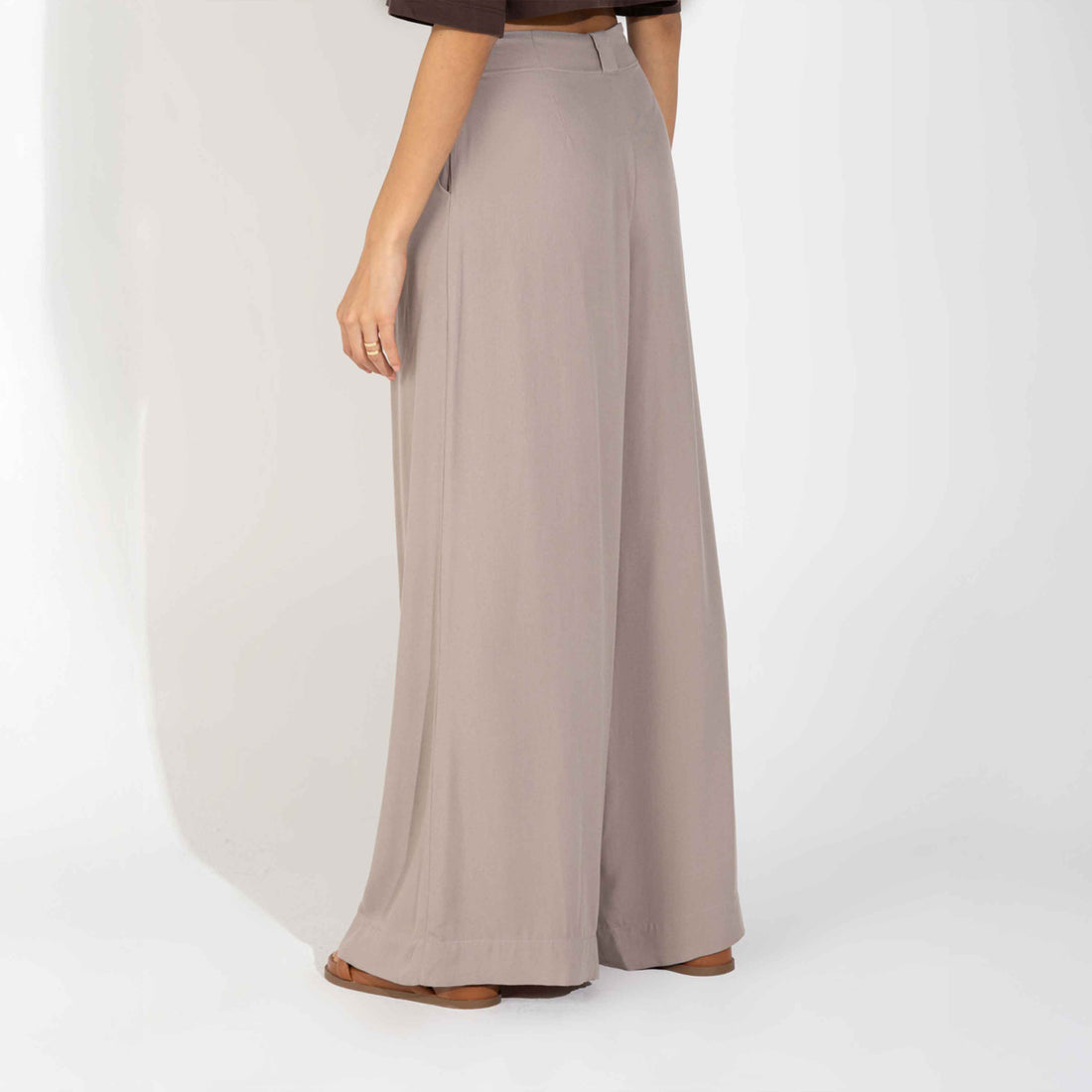 Calça Pantalona Viscose Feminina - Light Taupe