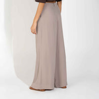 Calça Pantalona Viscose Feminina - Light Taupe