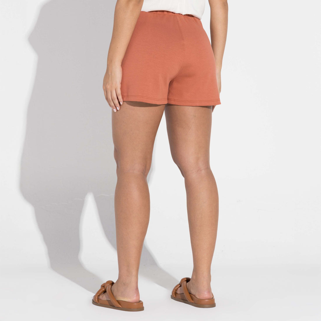 Shorts Dense Viscose Feminino - Ferrugem