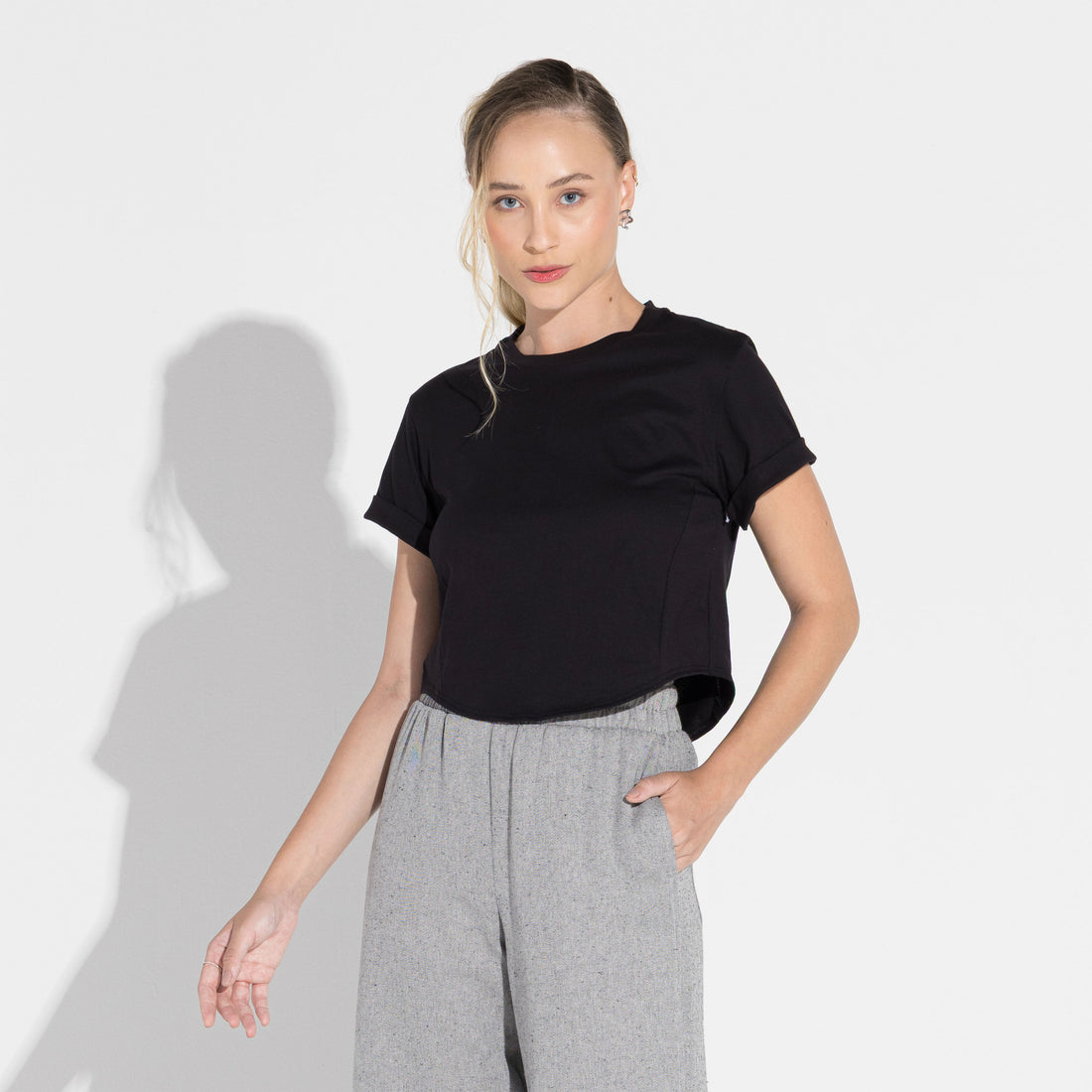 Camiseta Cropped Algodão Pima Feminina | Life Collection - Preto
