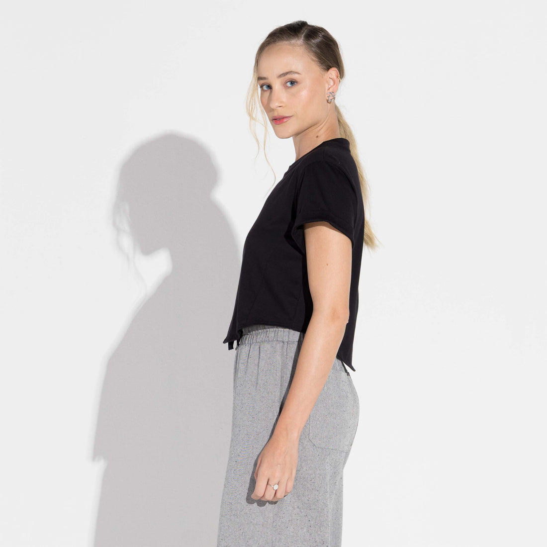 Camiseta Cropped Algodão Pima Feminina | Life Collection - Preto