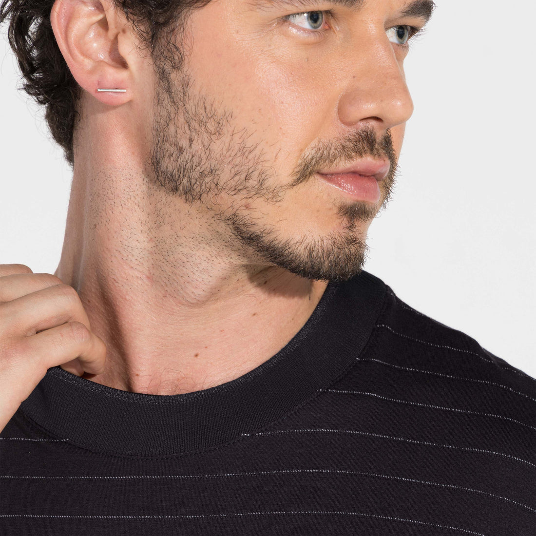 Camiseta Viscose Listras Masculina - Listras Preto E Off Vanilla