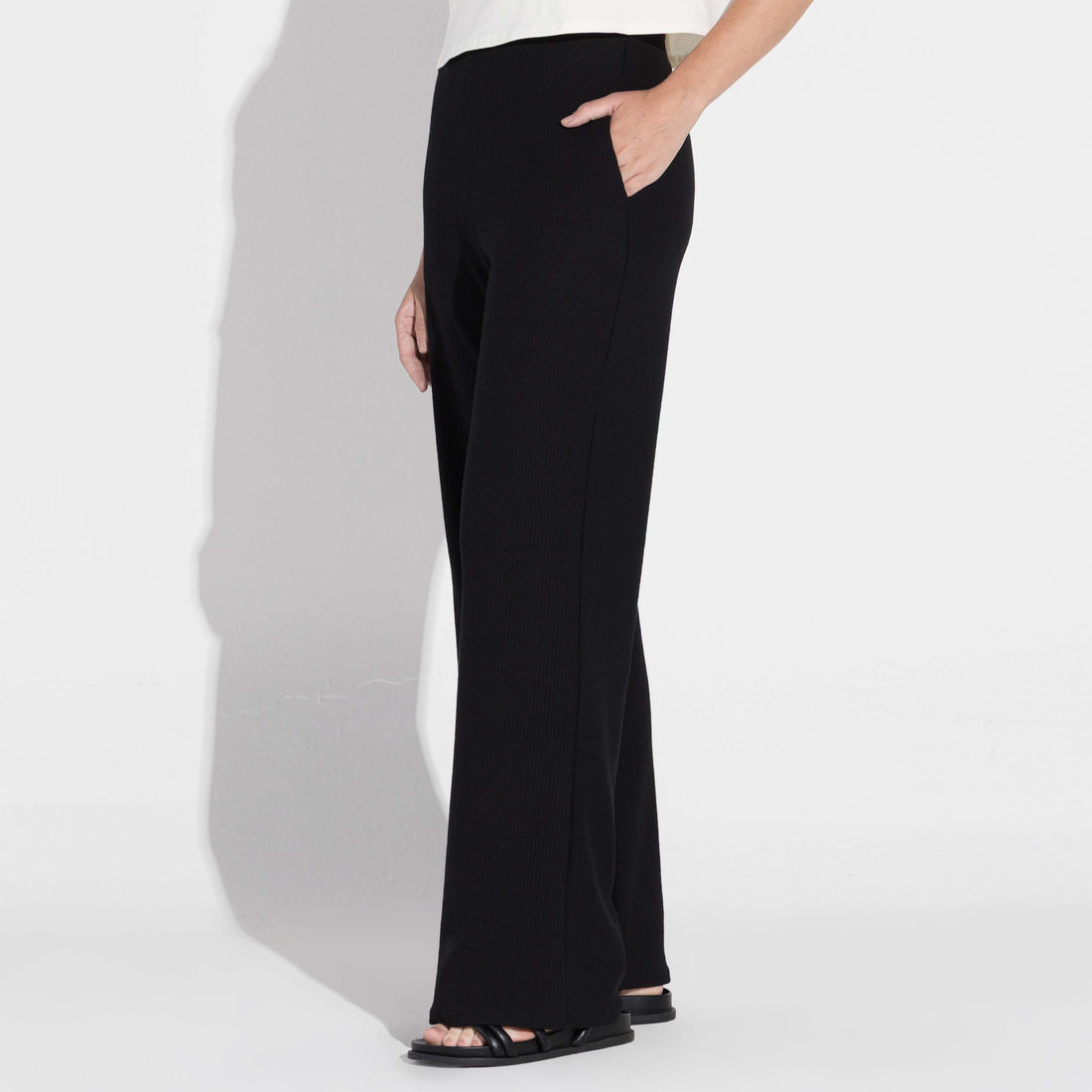 Calça Reta Eco Waffle Feminina - Preto