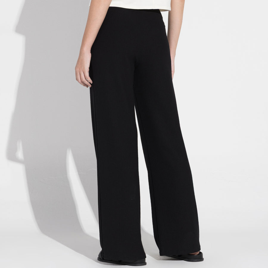 Calça Reta Eco Waffle Feminina - Preto