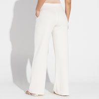 Calça Reta Eco Waffle Feminina - Natural