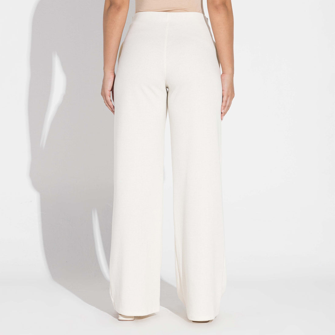 Calça Reta Eco Waffle Feminina - Natural