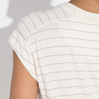 Camiseta Viscose Listras Feminina - Listras Off Vanilla E Azul Marinho