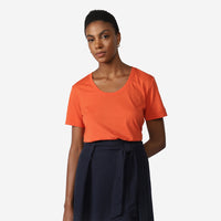 Camiseta Algodão Premium Gola U Feminina | Everyday Collection - Laranja Apricot